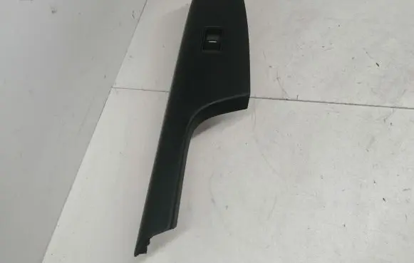 Honda CR-V Front door window switch trim 83540T1GG411BLK