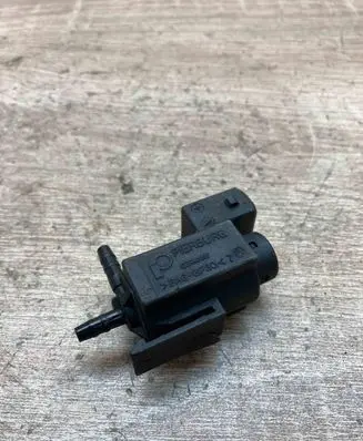 BMW 3 E90 E91 Turbo solenoid valve 7810831
