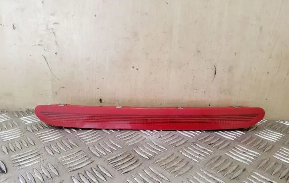 Volkswagen PASSAT B7 Third/center stoplight 1K6945097G