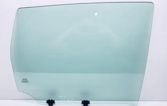 Nissan Note (E11) Rear door window glass 823009U000