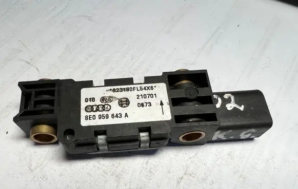 Audi A4 S4 B6 8E 8H Airbag deployment crash/impact sensor 8E0959643A