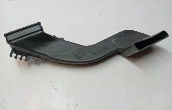 Mercedes-Benz GLS X166 Cabin air duct channel A1668312000