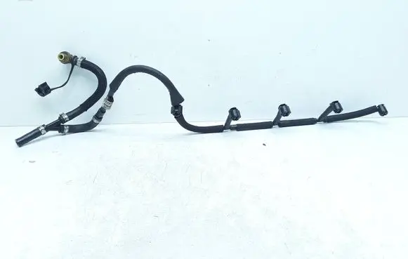 Volvo V60 Fuel return line/hose 31321198 0445130003