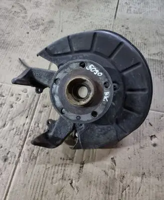 Skoda Yeti (5L) Front wheel hub NOCODE