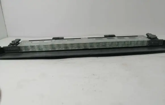 BMW 5 F10 F11 Third/center stoplight 6325723080104 6325723079904