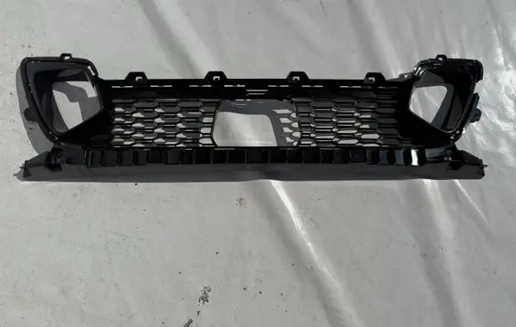 BMW 2 F44 Front bumper lower grill 8075480 51118075480