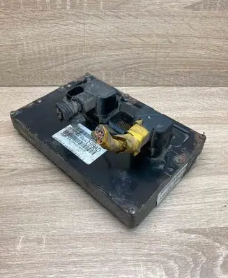 Chrysler Voyager Central body control module P05034199AD P05034198AF