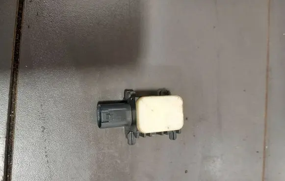 Mercedes-Benz ML W164 Airbag deployment crash/impact sensor 0038202826