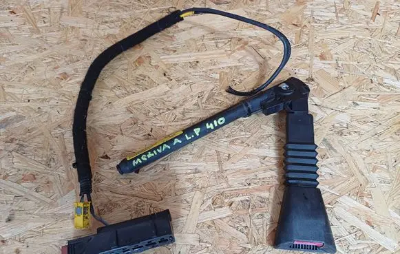 Opel Meriva A Front seatbelt buckle 13130377