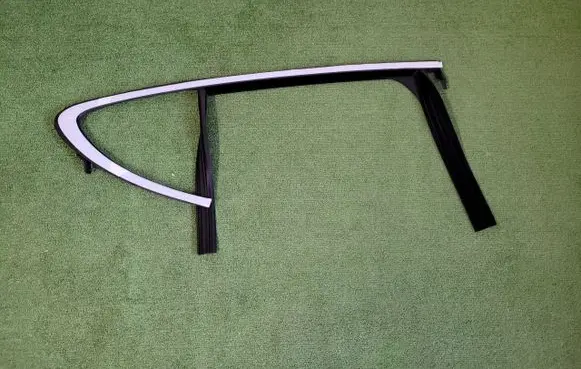 Dodge Avenger Rubber seal loading door 68668903AA