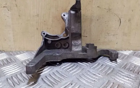 Ford Focus Fuel pump bracket AV6Q9B470BB