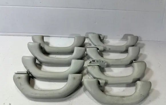 Volkswagen Multivan T5 Engine bonnet (hood) release handle