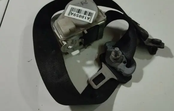 Opel Zafira A Rear seatbelt 90580903