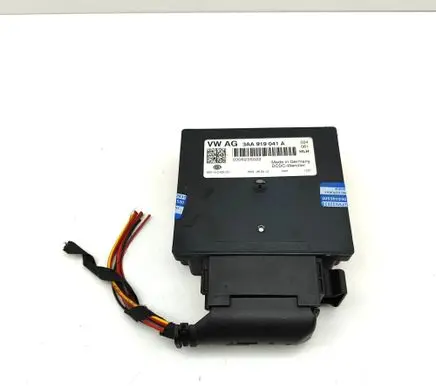 Volkswagen Tiguan Current control relay 3AA919041A