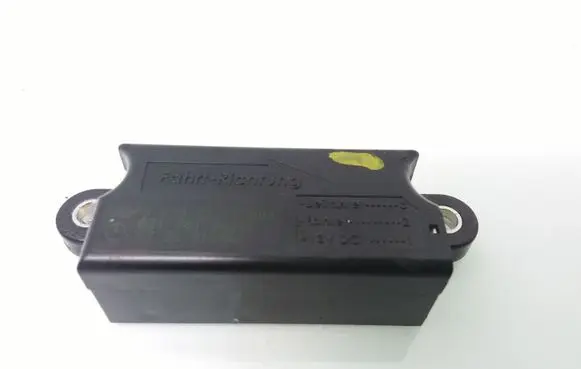 Mercedes-Benz E W211 Airbag deployment crash/impact sensor A0038200726 430801346 821761664