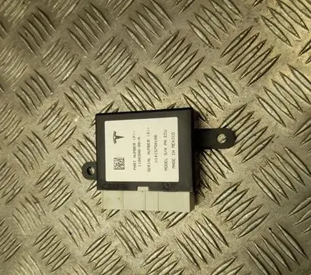 Tesla Model S Parking PDC control unit/module 110030800A