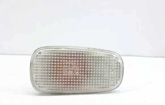 Toyota Corolla Verso E121 Front fender indicator light 