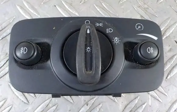 Ford C-MAX II Light switch