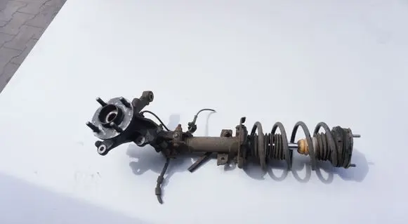 Volvo XC40 Front wheel hub spindle knuckle