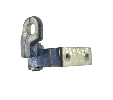 Volvo V40 Rear door lower hinge