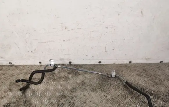 Subaru Forester SK Engine coolant pipe/hose GB1689701