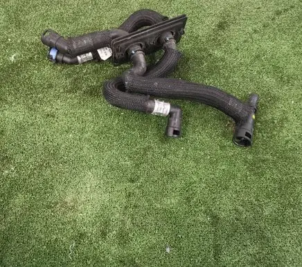 Ford Explorer VI Engine coolant pipe/hose JU5T-14G333-BA