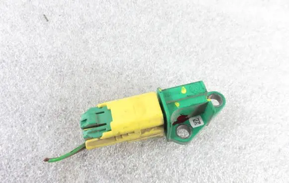 Seat Toledo III (5P) Airbag deployment crash/impact sensor 1K0909606 5WK43273