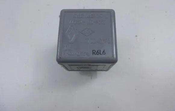 Renault Kangoo I Other relay 7700421178