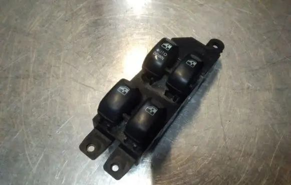 Hyundai Santa Fe Electric window control switch 9357026000