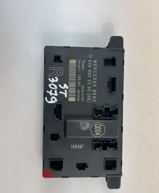 Mercedes-Benz Vito Viano W639 Other control units/modules A6399003200