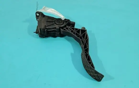 Seat Ibiza IV (6J,6P) Accelerator throttle pedal 6Q1721503M IMPRK1417895