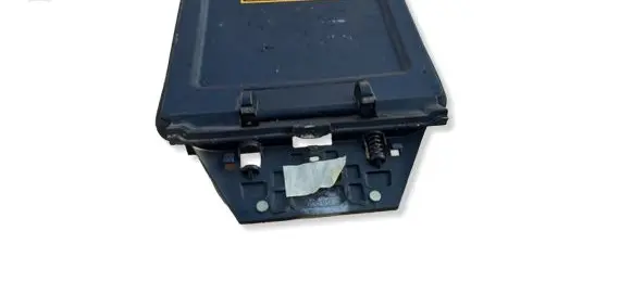 BMW 5 E39 Armrest 806917
