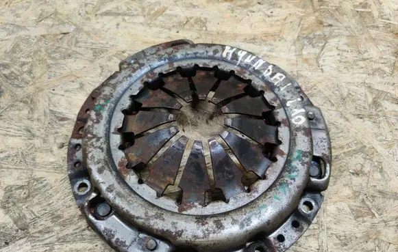 Hyundai i10 Pressure plate 4130002850