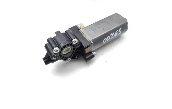 Mercedes-Benz S W221 Steering column adjust motor 0390203249