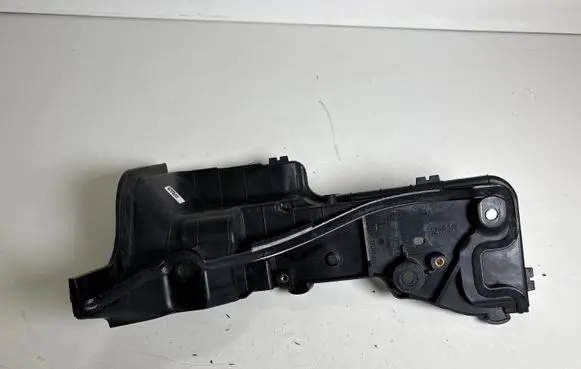 Land Rover Discovery 4 - LR4 Battery bracket AH2218N379AA