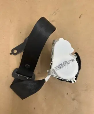 Skoda Karoq Middle seatbelt (rear) 565857807 4416907E 4684498058