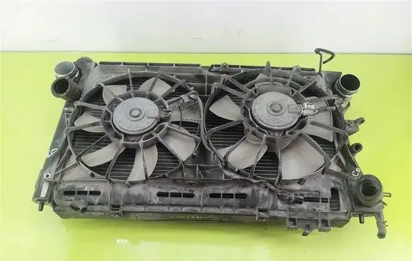 Toyota Avensis T250 Radiator set