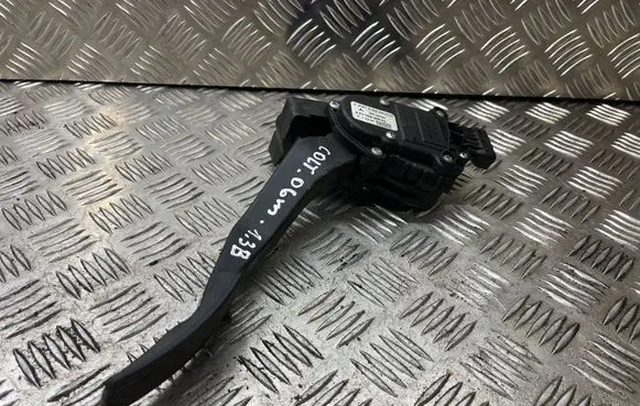 Mitsubishi Colt Accelerator throttle pedal A4543000304