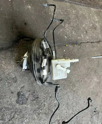 Ford C-MAX II Brake booster DV612B195KC