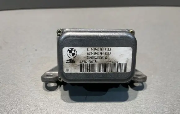 BMW 3 E46 ESP (stability system) control unit 6764018 10098508024