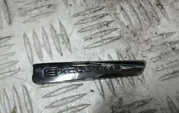 Citroen C4 II Fender model badge letters 