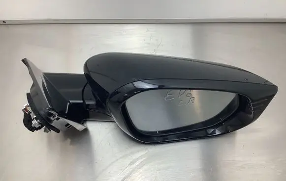 KIA EV6 Front door electric wing mirror E130410045