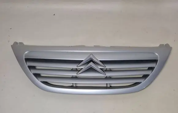 Citroen C3 Front grill 9647156577