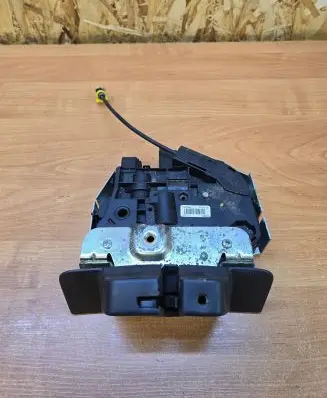Volvo V70 Tailgate/trunk/boot lock/catch/latch 31276954 40758120 07510