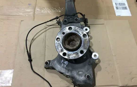 BMW 5 F10 F11 Front wheel hub 6775769 6850158 6867087