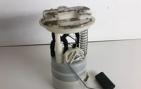 Nissan Note (E11) In-tank fuel pump