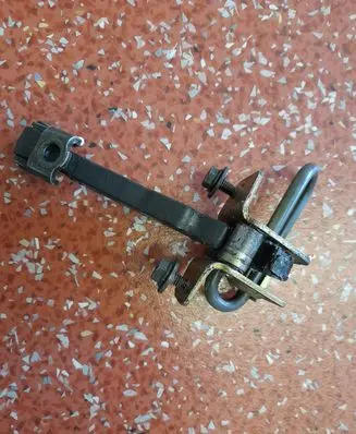 Volvo S60 Front door check strap stopper 30634551