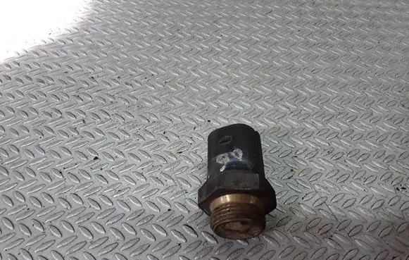 Coolant temperature sensor