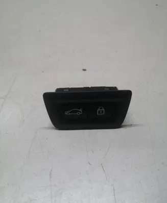 BMW X5 F15 Tailgate/boot open switch button 9275121