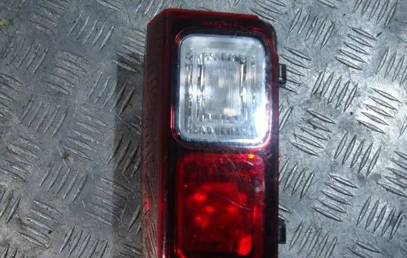 Opel Vivaro Reverse light 93459894